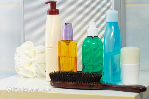 浴室護理 液皂與化妝品瓶的衛生管理與零售趨勢